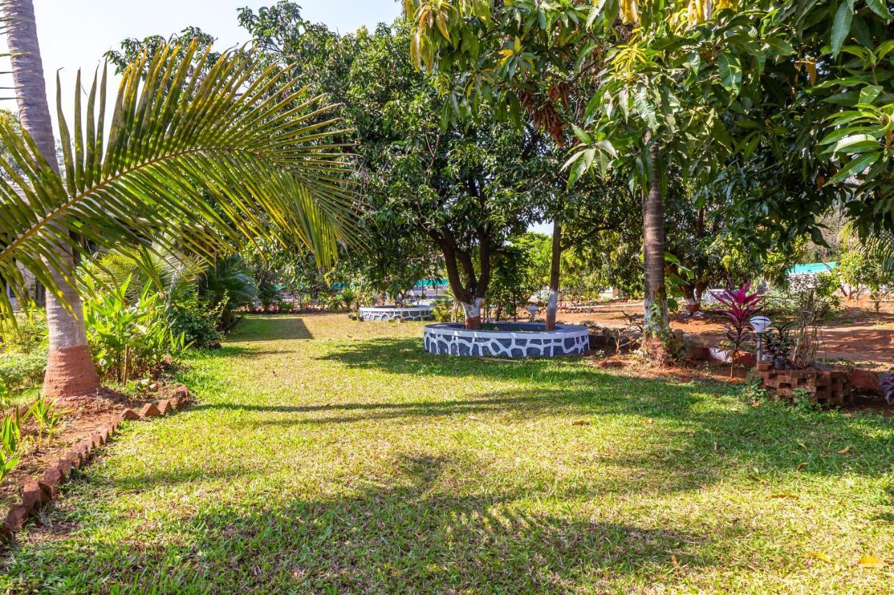 Saffronstays Apricus Farm, Karjat Εξωτερικό φωτογραφία